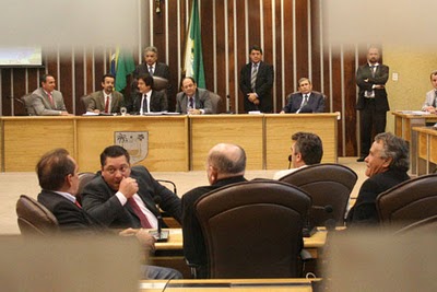 Imagem da notícia ASSEMBLÉIA LEGISLATIVA CRIA COMISSÃO PARA PEC DO SUBTETO